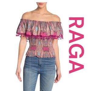 RAGA Liliana Smocked Off-The-Shoulder Top in Fuchsia, Size M.